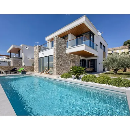 Semesterbostad Stunning In *