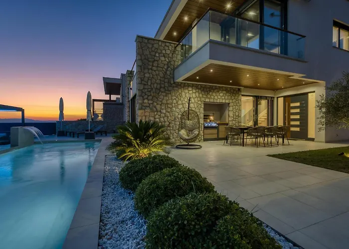 Vakantiehuis Stunning In Crikvenica