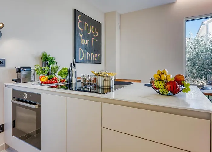 Vakantiehuis Stunning In Crikvenica