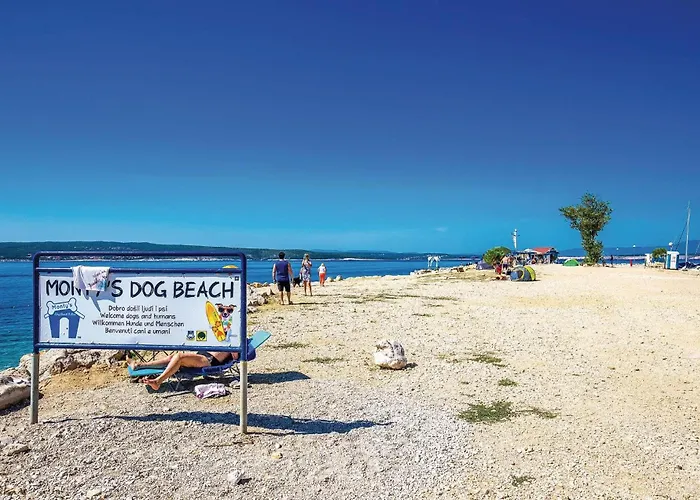 Stunning In Semesterbostad Crikvenica